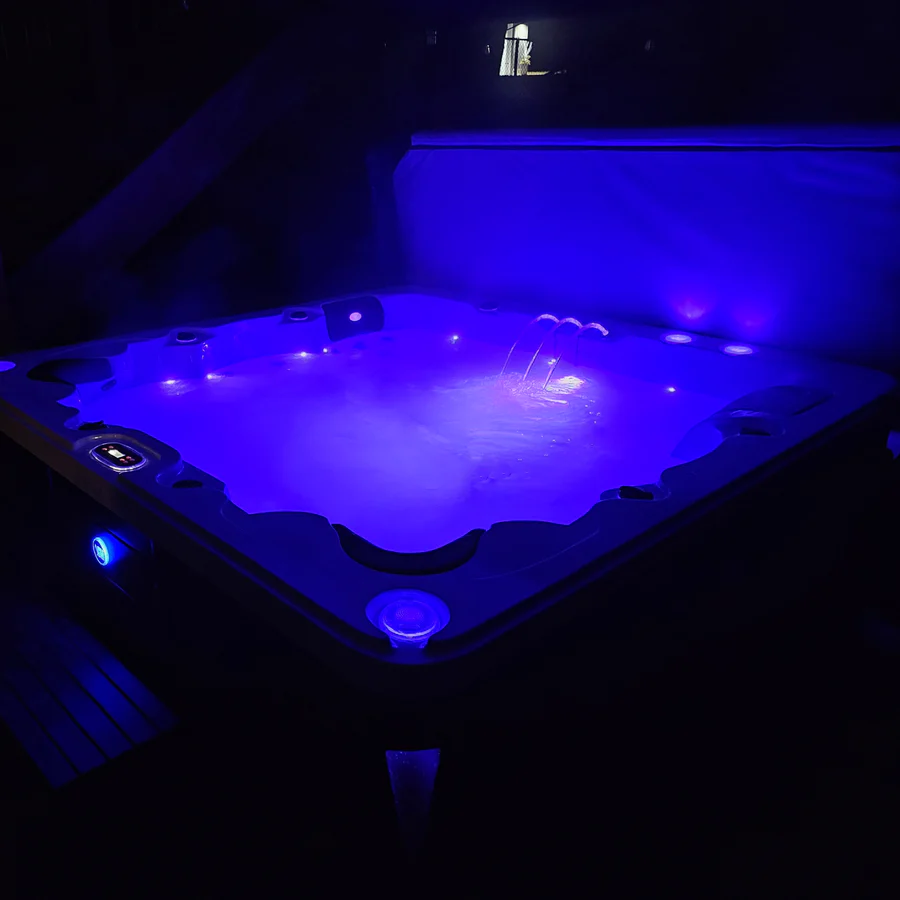 Erie SE with night LED lighting